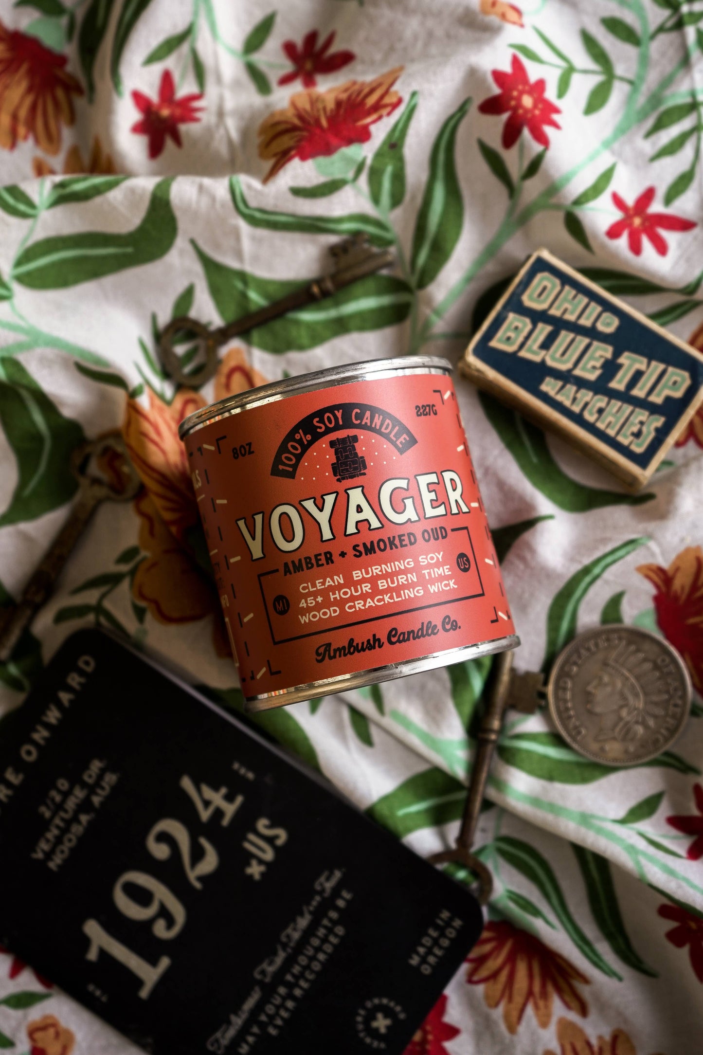 Voyager | Amber + Smoked Oud 8oz Soy Candle